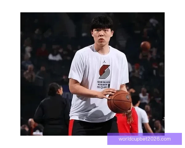 斯普利特称杨瀚森已无需每场带翻译 但仍有许多提升空间